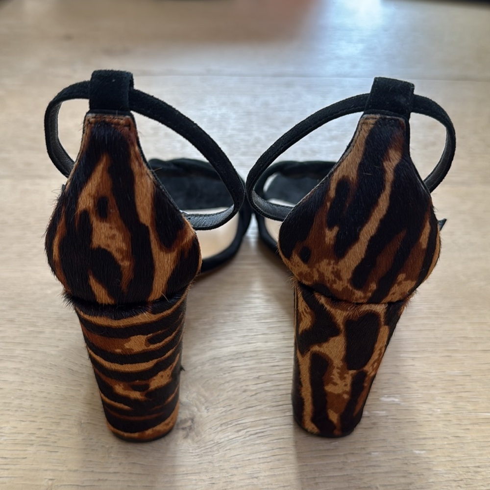 Alexandre Birman Leopard Print Block Heel Open Toe Vicky Sandal - Picture 5 of 7